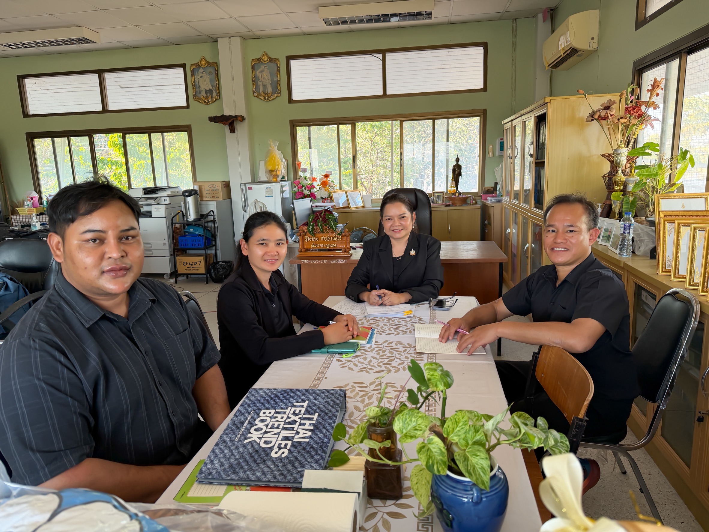 สพอ.ซับใหญ่ ประชุมเจ้าหน้าที่สำนักงานพัฒนาชุมชนอำเภอ ประจำเดือน มกราคม ๒๕๖๙