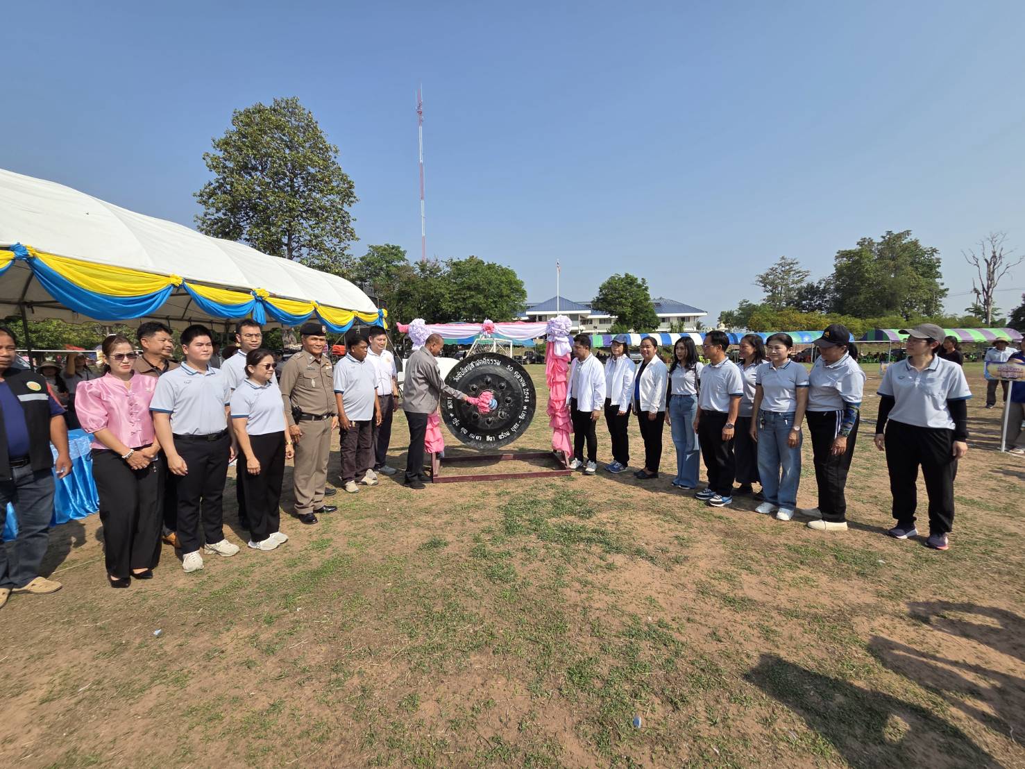 สพอ.ซับใหญ่ ร่วมพิธีเปิดโครงการแข่งขันกีฬาต้านยาเสพติดขององค์การบริหารส่วนตำบลซับใหญ่ ประจำปี ๒๕๖๙