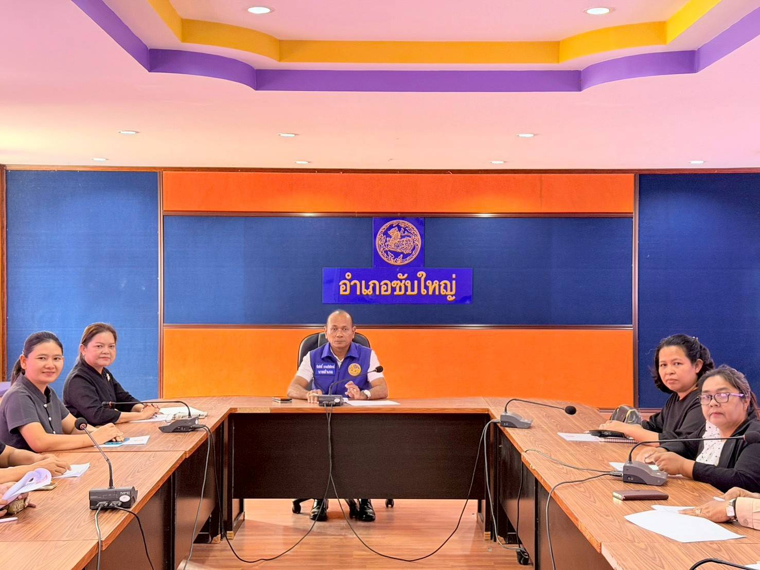 สพอ.ซับใหญ่ จัดประชุมคณะอนุกรรมการกลั่นกรองและติดตามการดำเนินงานกองทุนพัฒนาบทบาทสตรีอำเภอ (อกส.อ.) อำเภอซับใหญ่ จังหวัดชัยภูมิ ครั้งที่ ๖/๒๕๖๙