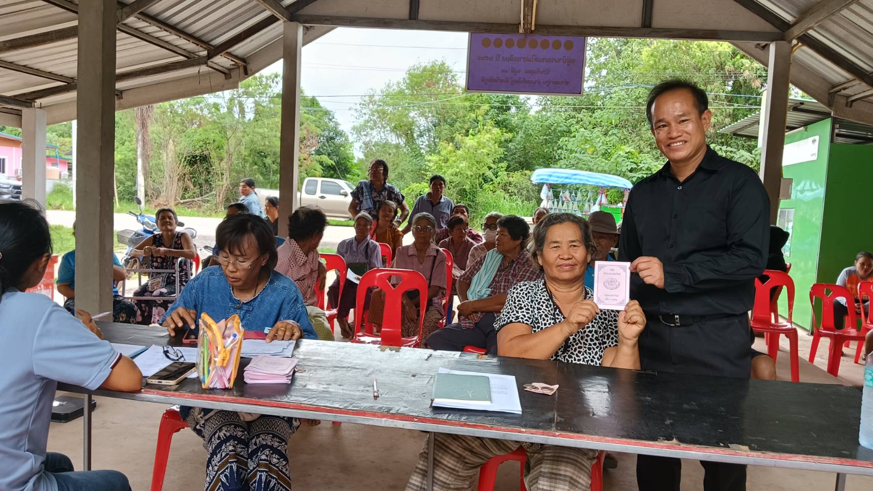 สพอ.ซับใหญ่ ติดตามและสนับสนุนการดำเนินงานกลุ่มออมทรัพย์เพื่อการผลิตบ้านวังอุดม