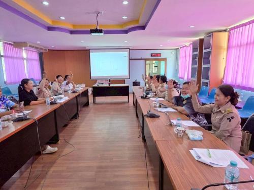 ประชุมคณะทำงานขับเคลื่อนกองทุนพัฒนาบทบาทสตรีตำบลตะโกทอง ไตรมาส ๑/๒๕๖๙