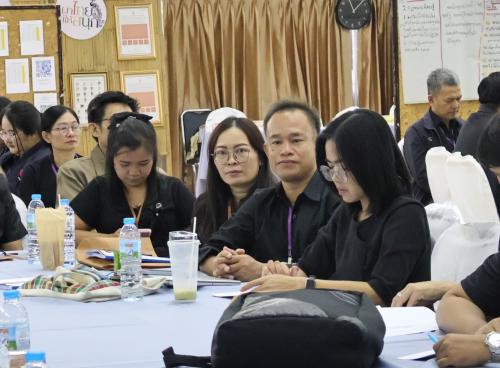 นักวิชาการพัฒนาชุมชน สำนักงานพัฒนาชุมชนอำเภอซับใหญ่