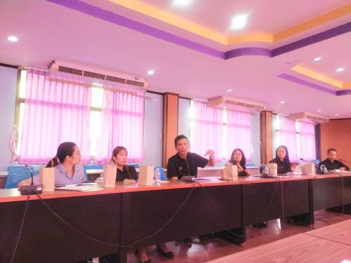 ประชุมส่งเสริมการบูรณาการกลไกการขับเคลื่อนการขจัดความยากจน ระดับอำเภอ