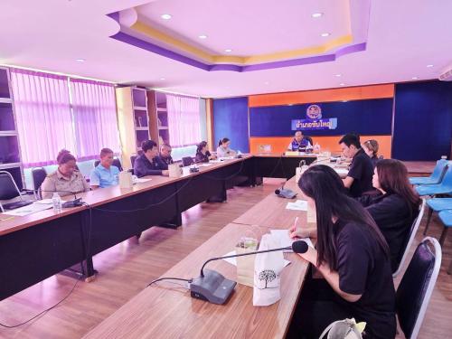 ประชุมส่งเสริมการบูรณาการกลไกการขับเคลื่อนการขจัดความยากจน ระดับอำเภอ