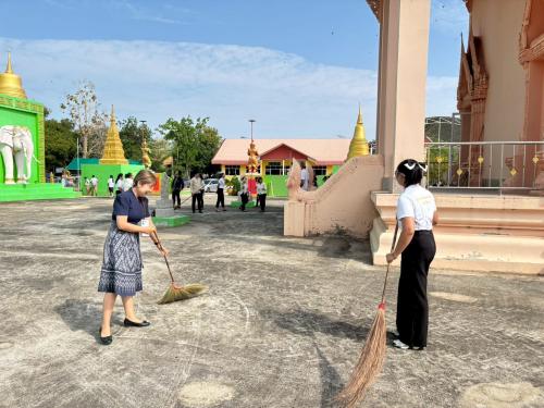 การบำเพ็ญสาธารณประโยชน์ภายในวัด
