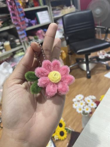 พวงกุญแจทำจากลวดกำมะหยี่