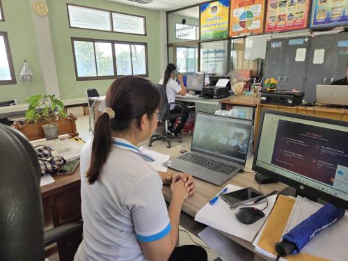 พัฒนาการอำเภอซับใหญ่ ร่วมประชุมผ่านระบบ Cisco Webex Meeting