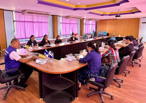 สพอ.ซับใหญ่ จัดประชุมคณะอนุกรรมการกลั่นกรองและติดตามการดำเนินงานกองทุนพัฒนาบทบาทสตรีอำเภอ (อกส.อ.) อำเภอซับใหญ่ จังหวัดชัยภูมิ ครั้งที่ ๕/๒๕๖๙