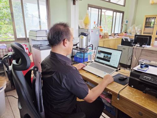 สพอ.ซับใหญ่ ร่วมรับฟังการประชุมกรมการพัฒนาชุมชน ครั้งที่ ๕/๒๕๖๙ ผ่านระบบ TV พช.