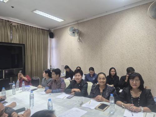 ประชุมเตรียมความพร้อมการจัดกิจกรรมโครงการ “พลังสตรีชัยภูมิ หลอมรวมใจ น้อมถวายอาลัยพระพันปีหลวง”