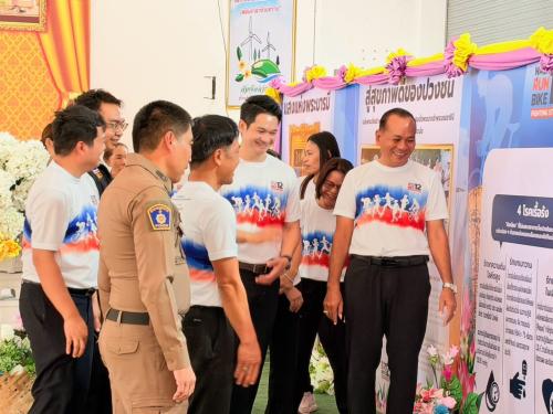 พิธีเปิดนิทรรศการเฉลิมพระเกียรติและอบรมให้ความรู้โรคหลอดเลือดในสมอง ภายใต้โครงการแสงนำใจไทยทั้งชาติ เดิน วิ่ง ปั่น ป้องกันอัมพาต ครั้งที่ ๑๒ เฉลิมพระเกียรติ
