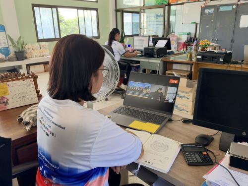 สพอ.ซับใหญ่ ร่วมรับฟังการประชุมกรมการพัฒนาชุมชน ครั้งที่ ๑๐/๒๕๖๙