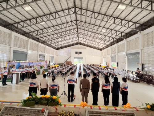 พิธีเปิดนิทรรศการเฉลิมพระเกียรติและอบรมให้ความรู้โรคหลอดเลือดในสมอง ภายใต้โครงการแสงนำใจไทยทั้งชาติ เดิน วิ่ง ปั่น ป้องกันอัมพาต ครั้งที่ ๑๒ เฉลิมพระเกียรติ